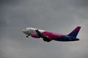 Wizz Air anunţă oficial relocarea temporară a operaţiunilor de la Timişoara în noiembrie 2026